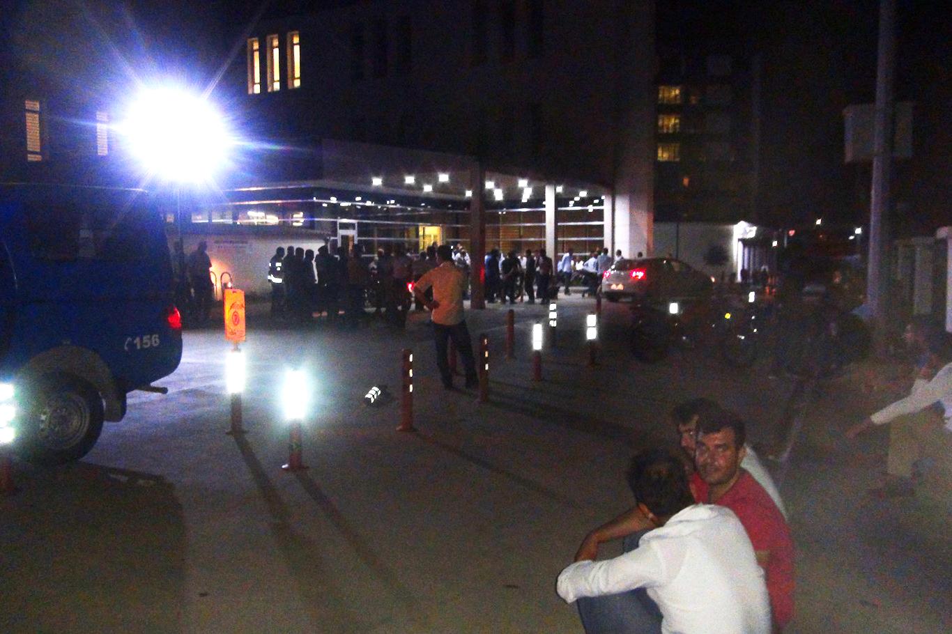 Samsat’ta kaza: İki ölü 5 yaralı Samsat’ta kaza: İki ölü 5 yaralı